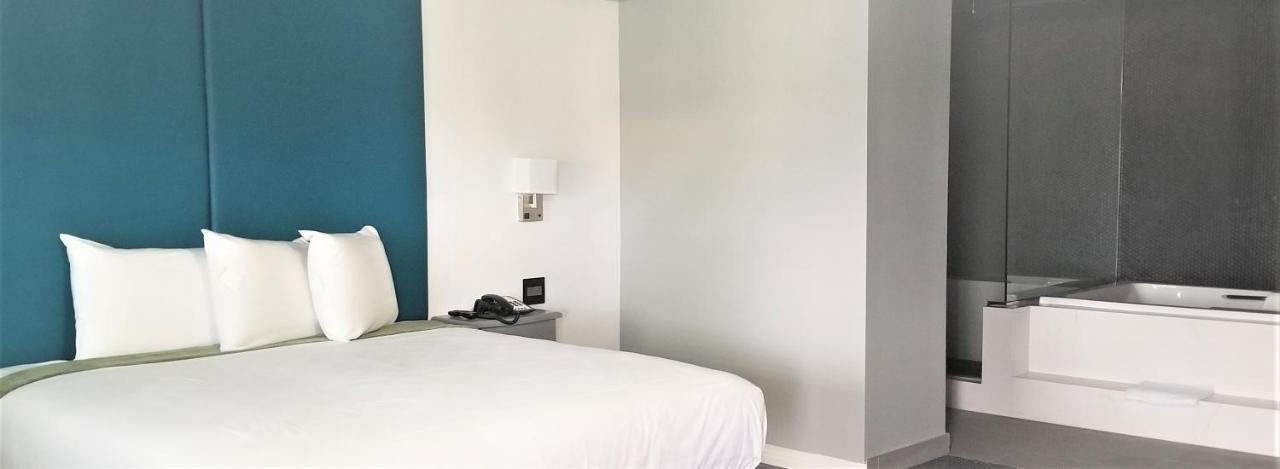 Tilbury Inn Glendale Bagian luar foto
