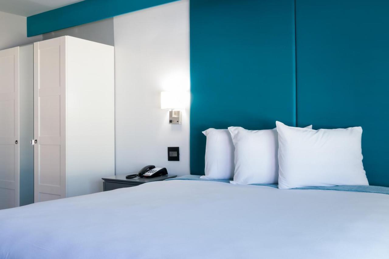 Tilbury Inn Glendale Bagian luar foto
