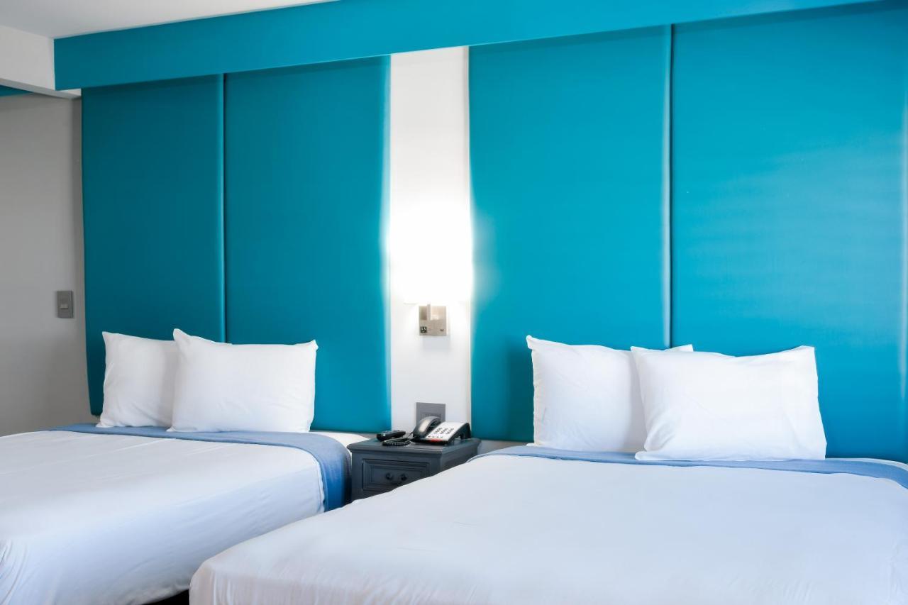 Tilbury Inn Glendale Bagian luar foto