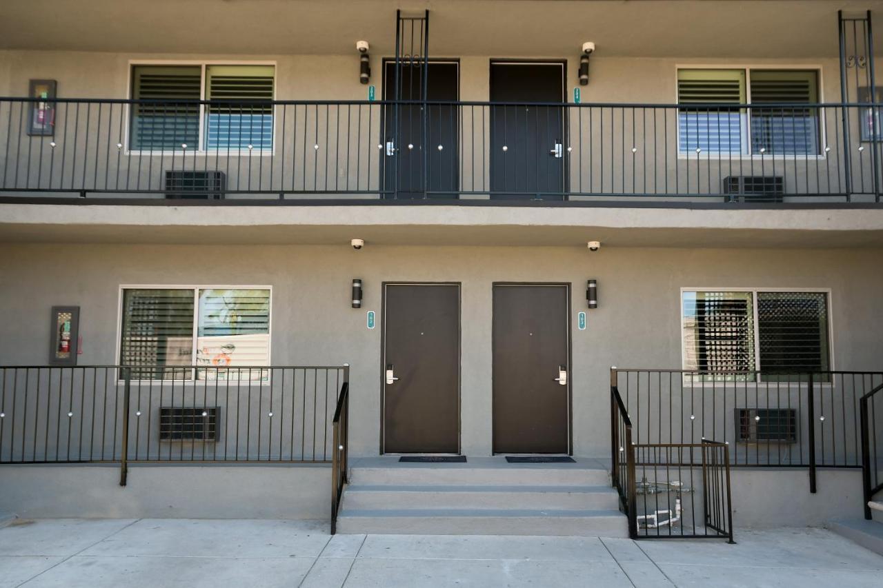 Tilbury Inn Glendale Bagian luar foto